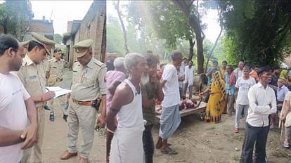 A woman killed her children and hanged herself in Amethi.
