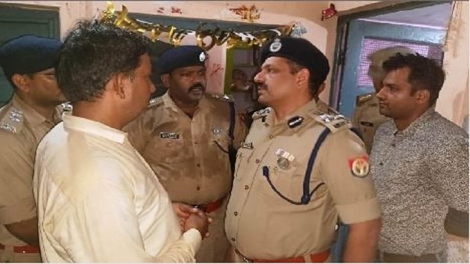 Love Couple Commits Suicide In Kasganj