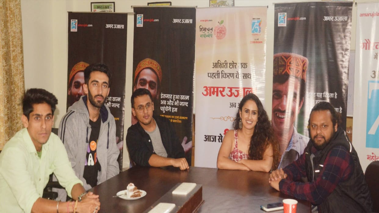 Amar Ujala samvad: Along with entertainment, social media has also become a means of earning, a medium to earn