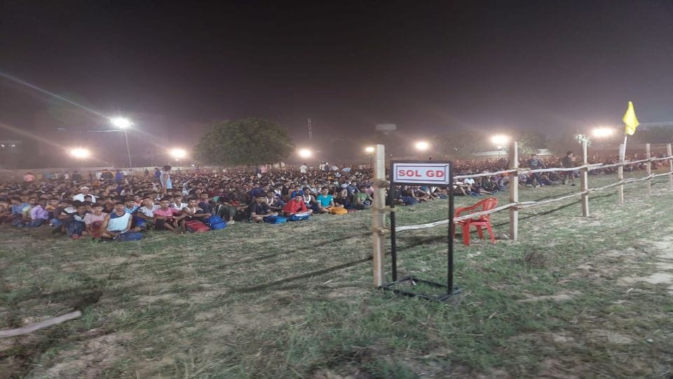 Army Bharti first day more than five thousand candidates run for army recruitment rally in Agra