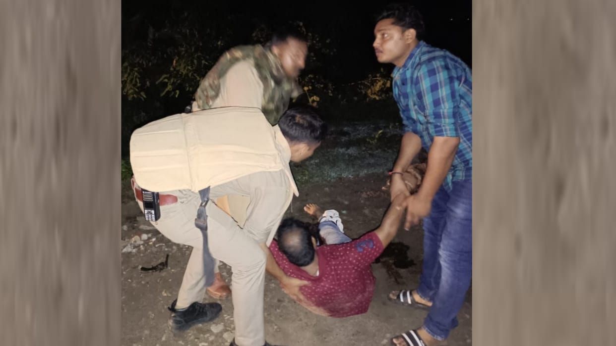 A goon encountered by police in cantt thana kshetra in Ayodhya.