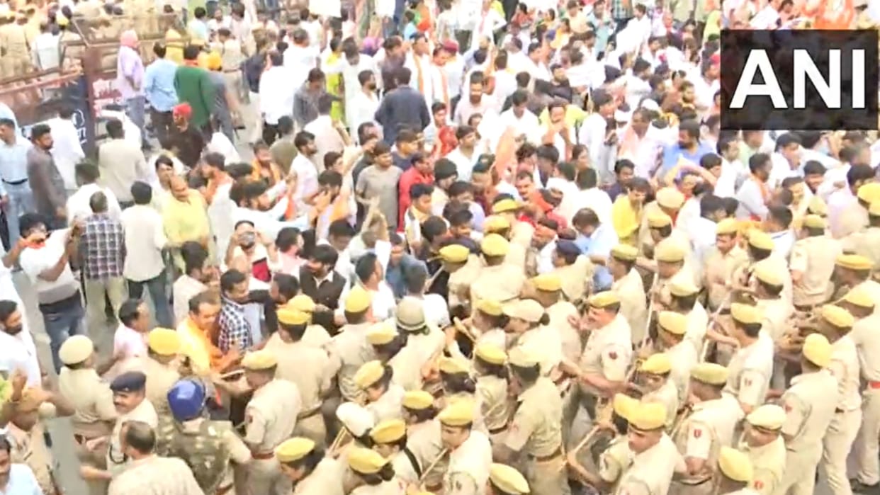 Rajasthan BJP protest in Jaipur regarding lumpi virus in Cow