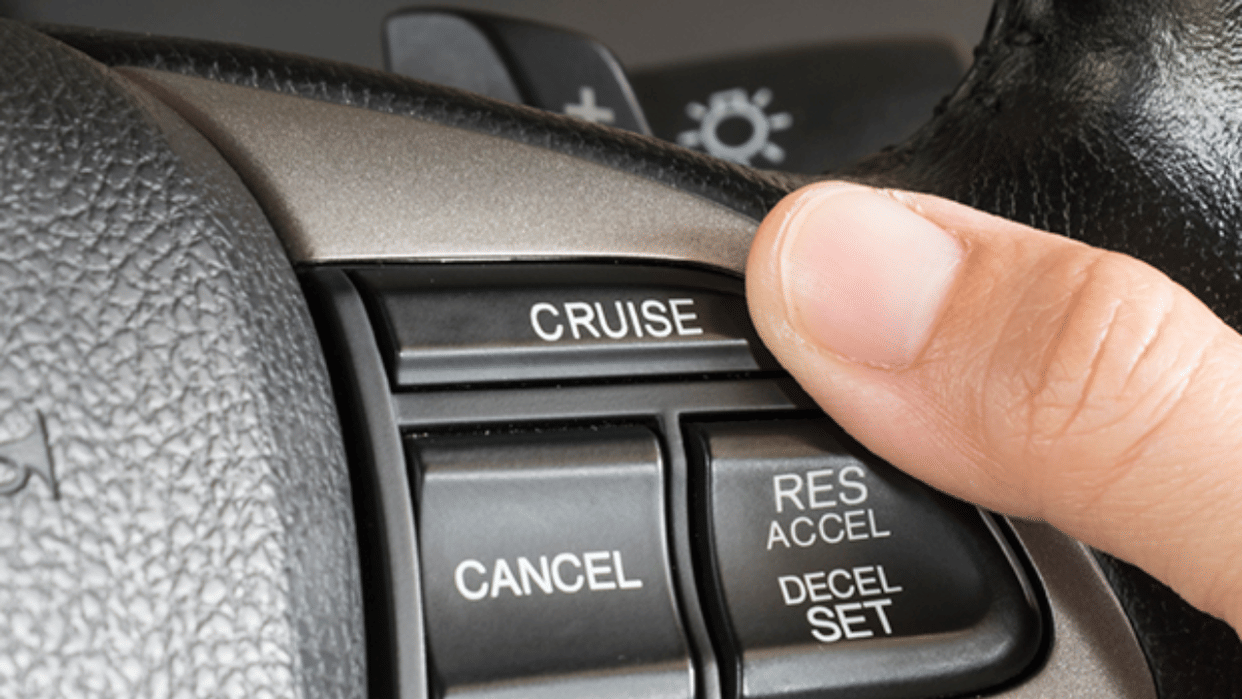This feature in modern cars makes driving easier, does not cause fatigue while travelling, know the details