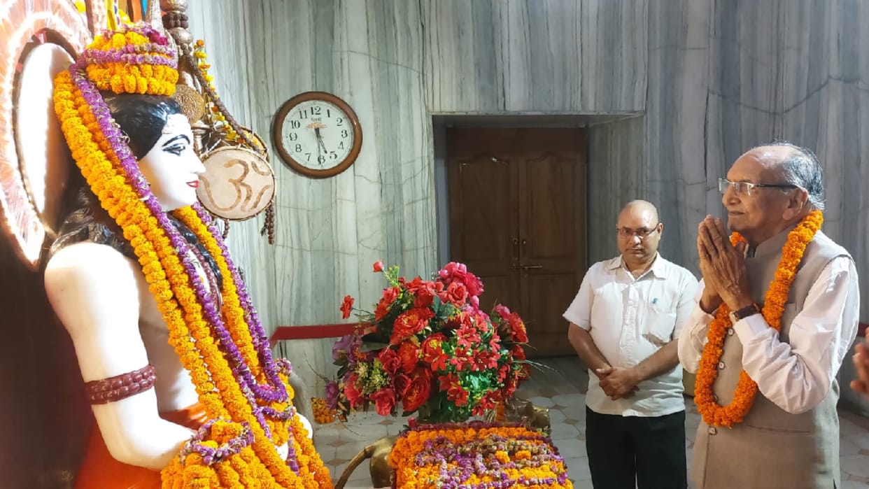 Dr Mafatlal Patel visited Guru Gorakhnath