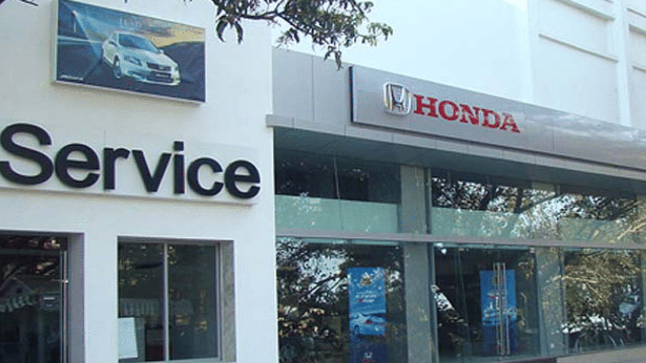Honda cars is going to organise service camp in 239 cities of India, you also take advantage