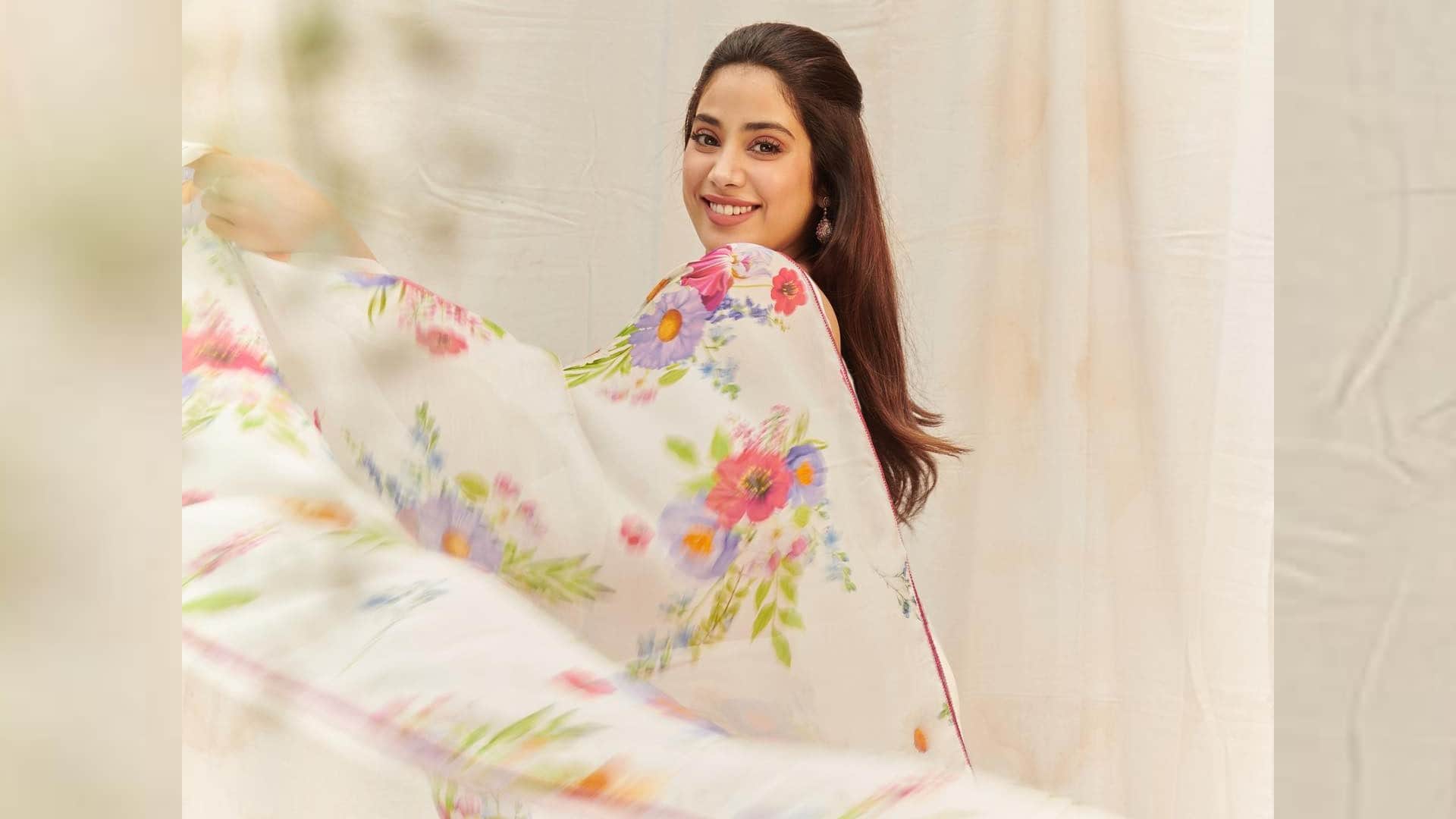 Janhvi Kapoor Trolled for her latest airport look, video getting viral on social media