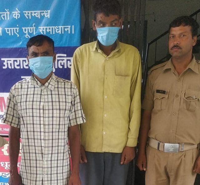 Two arrested for Theft Charges