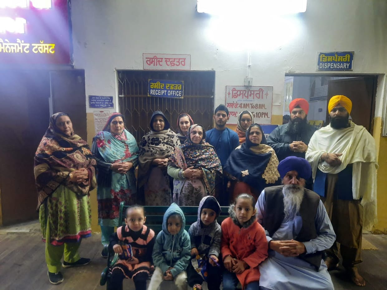 Hemkund sahib Yatra 2022: 48 pilgrims from Pakistan offered prayers at Hemkund Sahib