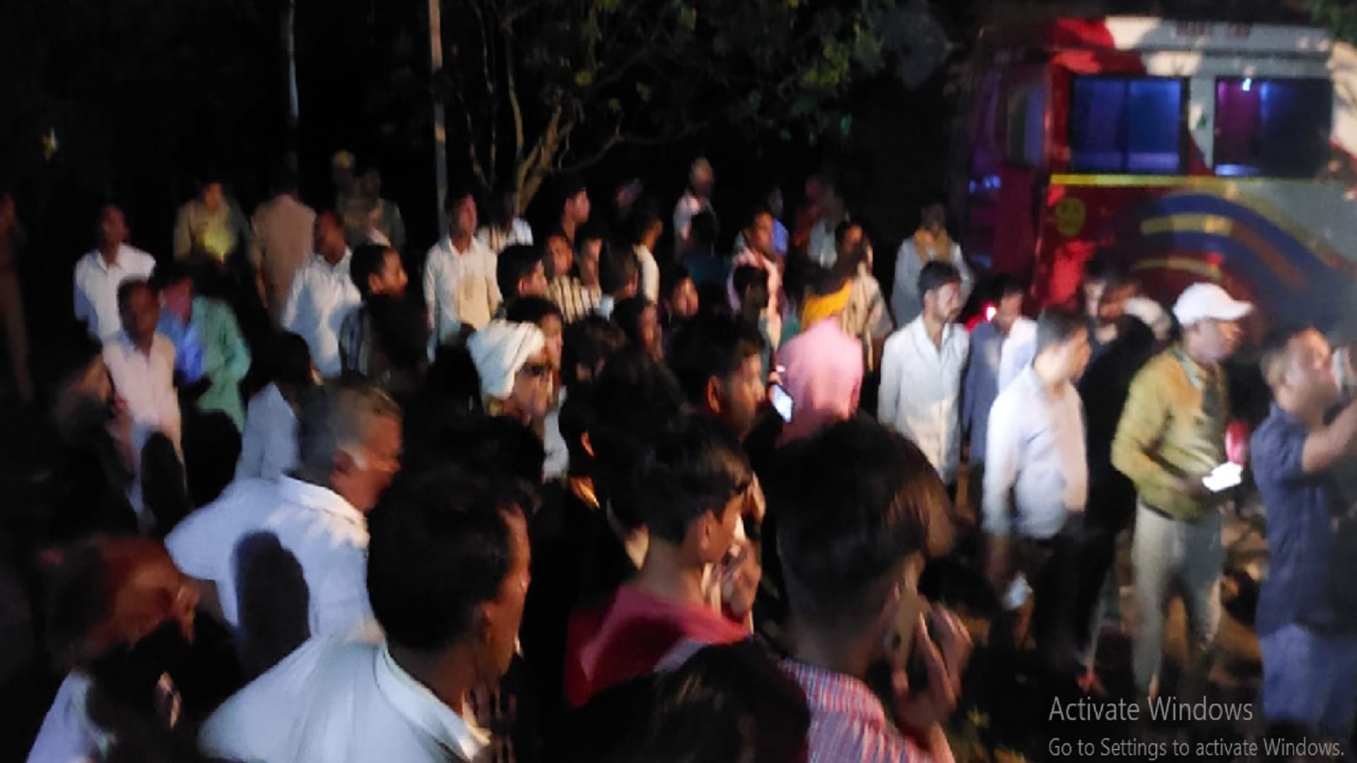 Pilibhit Burned alive after rape: teenager was suffering in hospital for three days, no one came even to ask