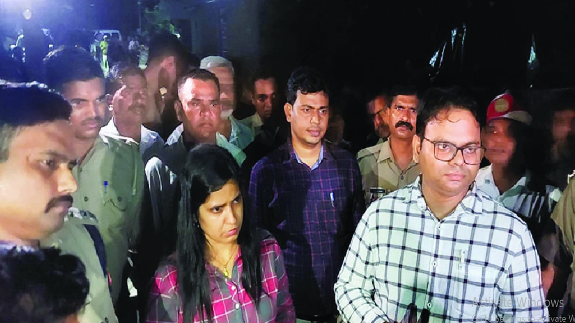 Pilibhit Burned alive after rape: teenager was suffering in hospital for three days, no one came even to ask