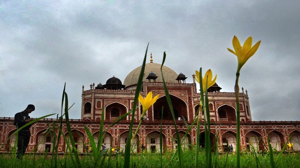 Meteorological Department expressed possibility of rain in Delhi for whole week
