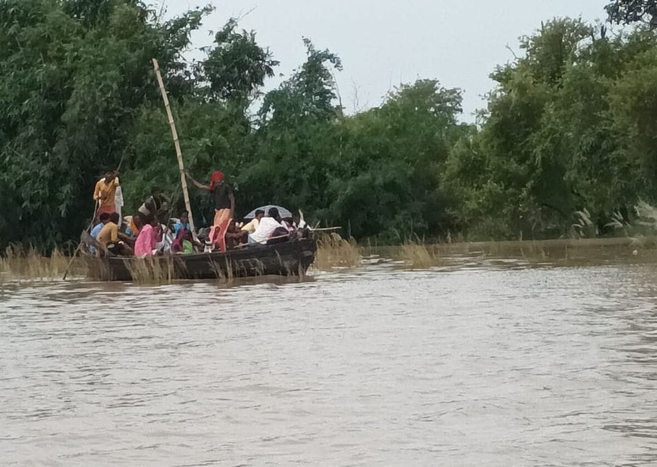 water level increase of ghagra river