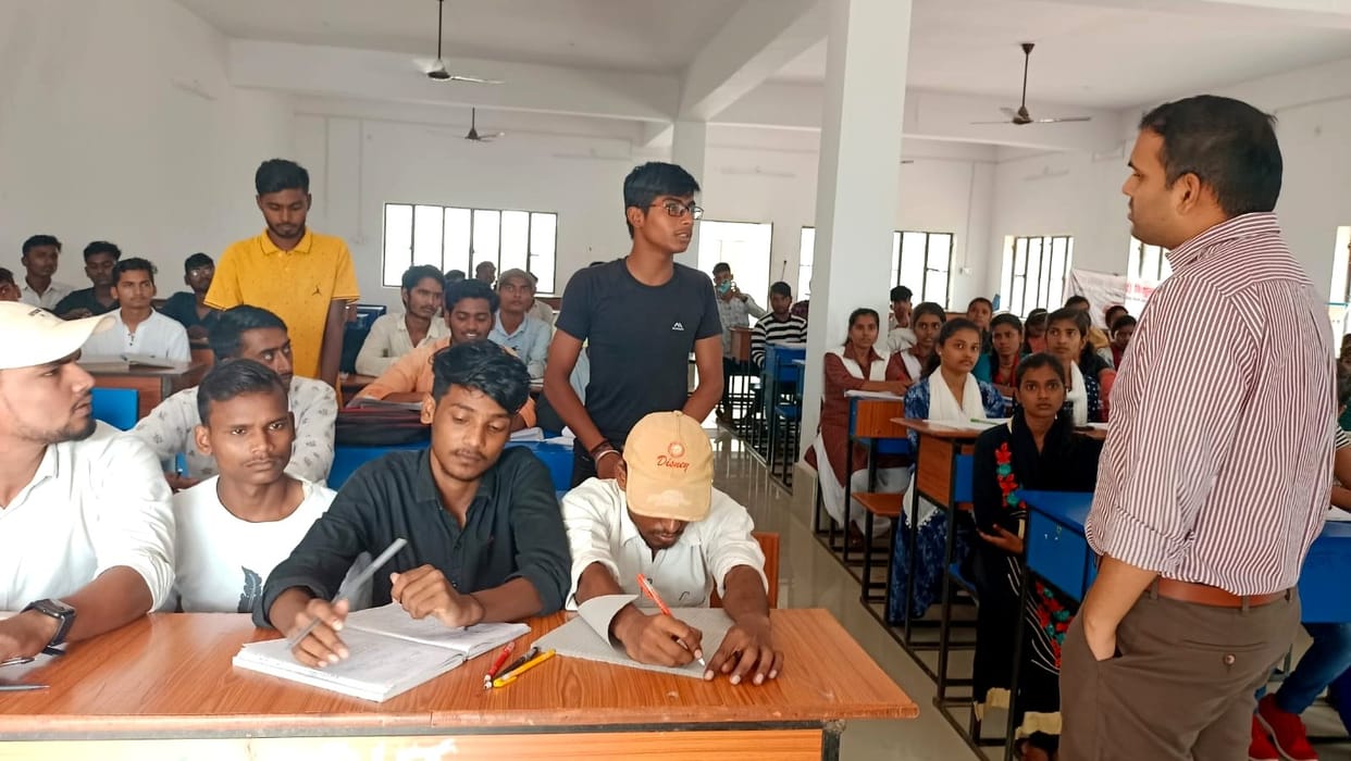 Students said to DM: Sir, coaching is free, but what about fare?