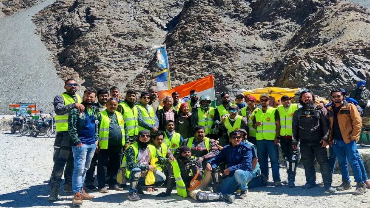 Azad The Ray of Hope Foundation created history by hoisting the tricolor on the hills of Himachal