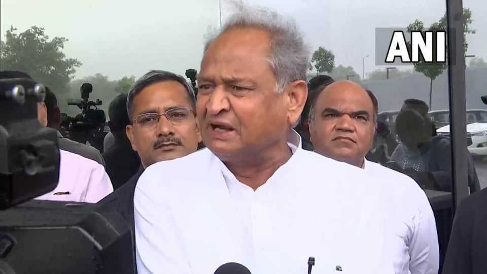 The crisis of Congress deepens in Rajasthan, Ashok Gehlot loyal MLA offers resignation