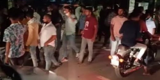 Uproar over disconnection of electricity connection of Phonswali Masjid shop