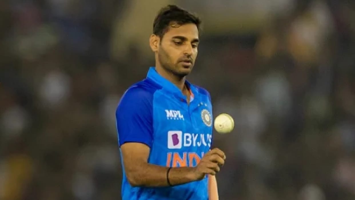 Bhuvneshwar Kumar is new week point of team india death bowling see records