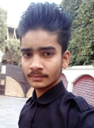 Hardoi, Death of a young man who was taking a bath with friends in the pond