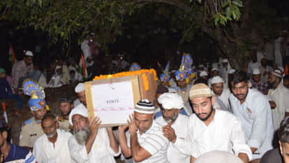 Martyr Noor Hasan Supard-e-Khak with state honors