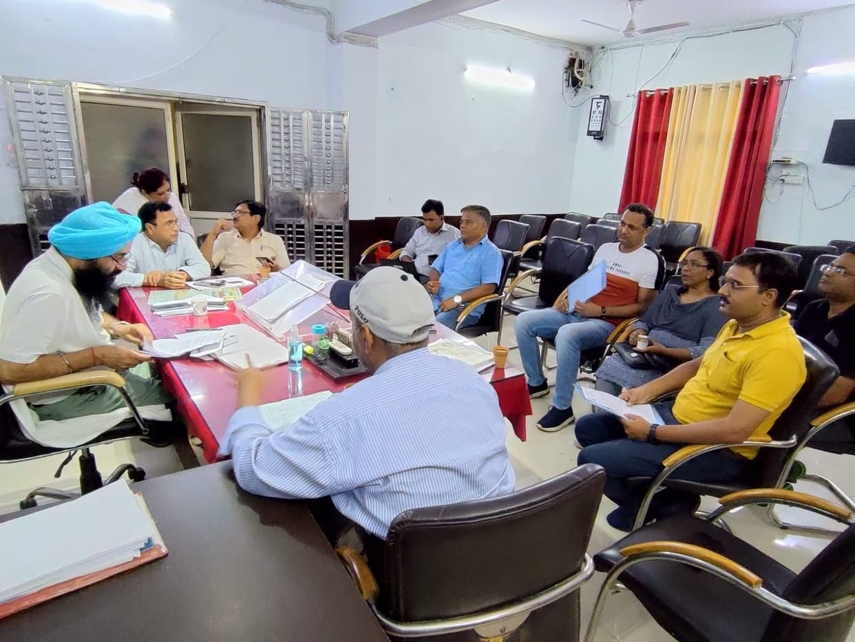 Hathras: Doctors demand CMO to solve problems