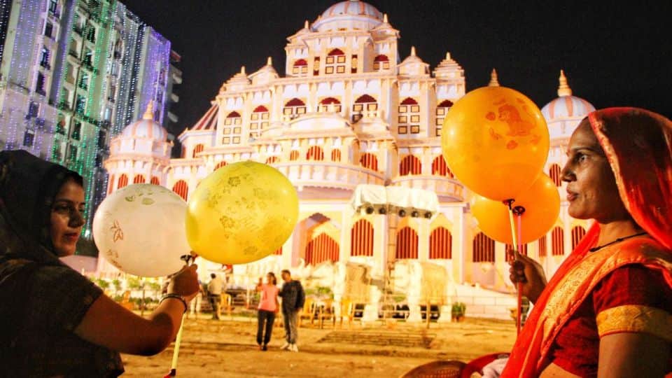 Janakpuri Mahotsav Janakpuri lavishly decorated to welcome Lord Ram in Agra