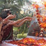 महाराजा हरि सिंह को याद करते लोग