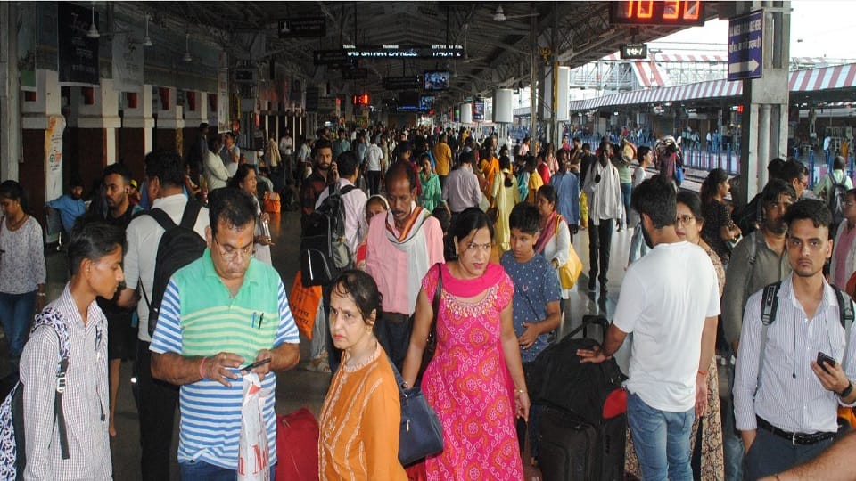 Rail traffic affected due to rain Utkal Express delayed by nine hours