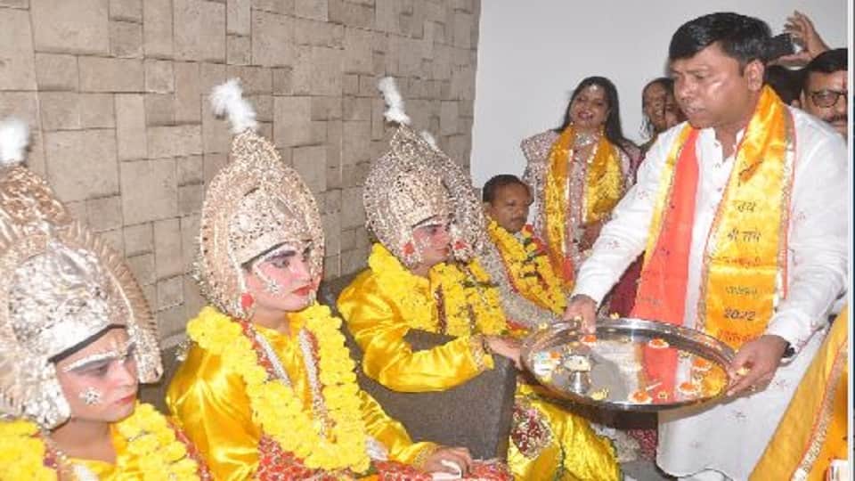 Janakpuri Mahotsav 2022 Ram Barat in Agra today Hindi news