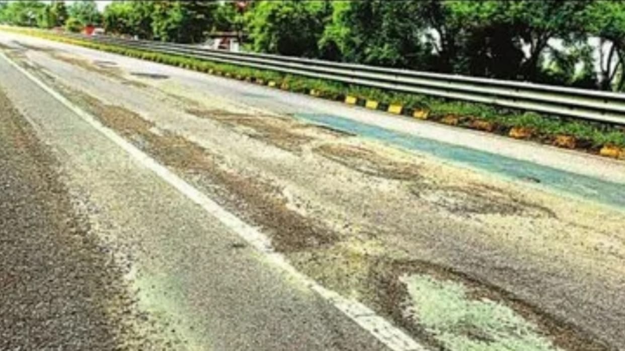 Number of accidents increased on ayodhya highway.