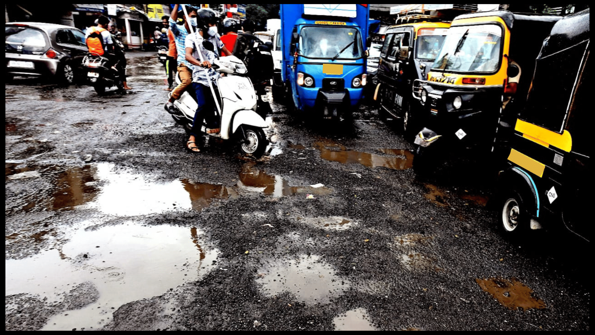Potholes around big bollywood production houses in Mumbai become nightmare for cast crew BMC Maharashtra Govt