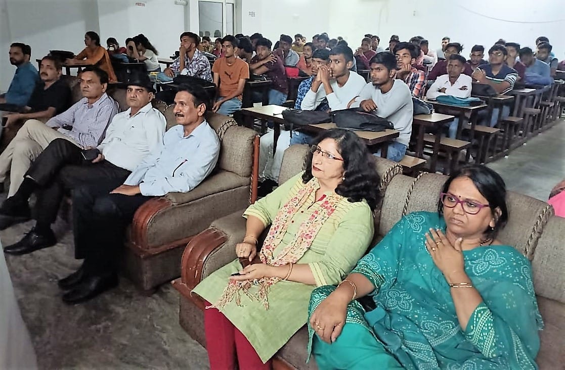 Message of humanity given to students, Kurukshetra