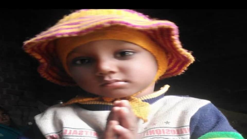 two died due to house collapse during heavy rain in Firozabad