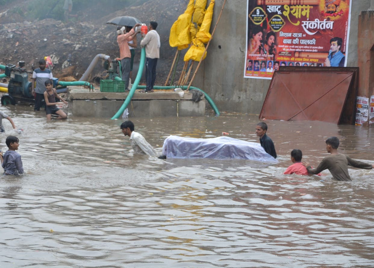Megha rained heavily, waterlogging in low-lying areas