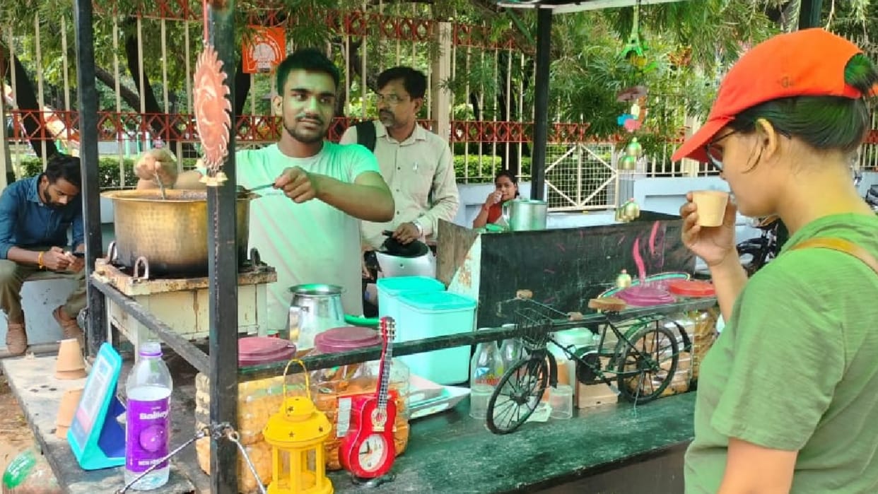 Edible cups come to prevent environmental damage from paper cups and kulhads