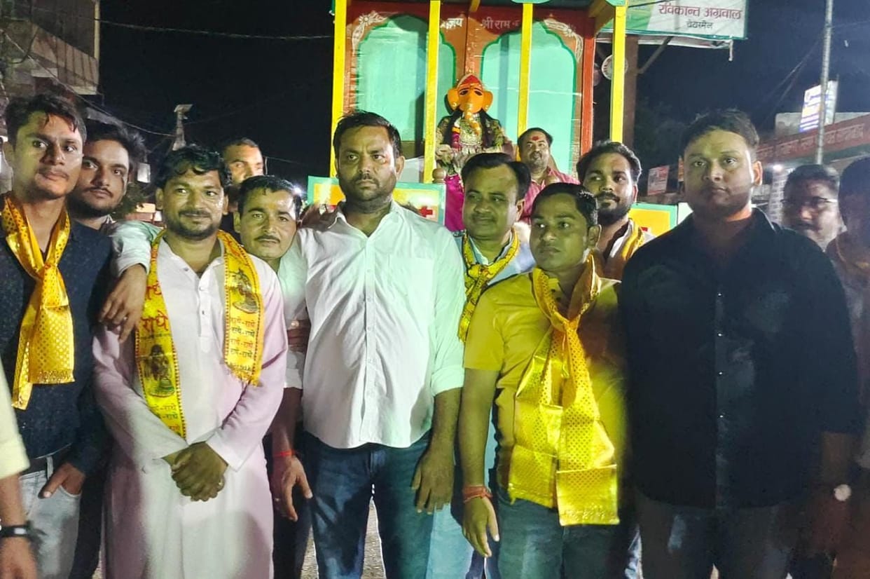 Hathras: Ramlila started with Ganesh Shobhayatra