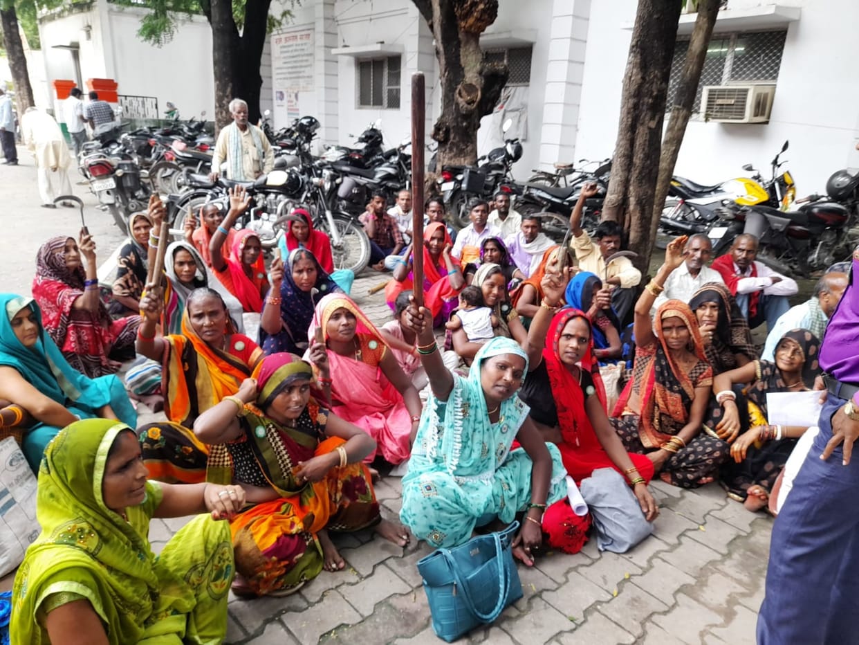 Bhakiyu asked for free electricity up to three hundred units, demonstrated