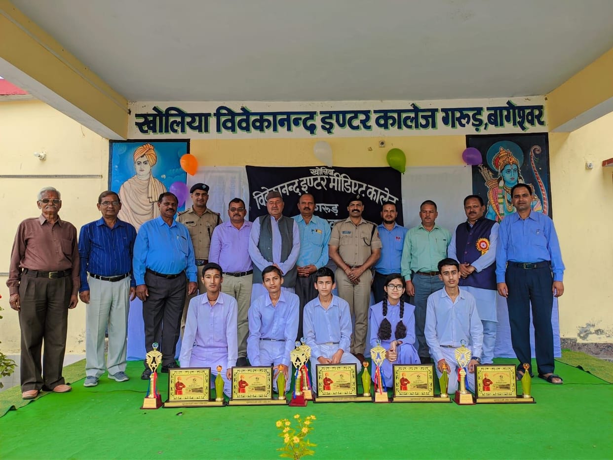 SP Fecilates Kholiya School Students