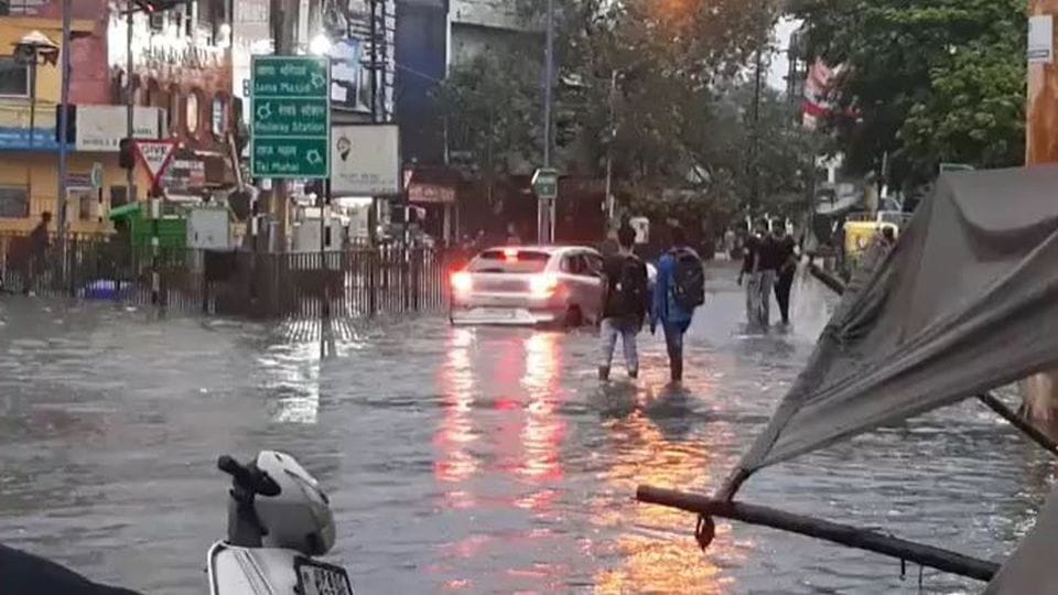 weather update heavy rain in agra zone