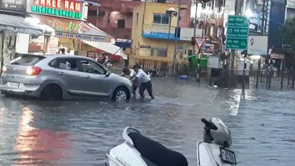 weather update heavy rain in agra zone