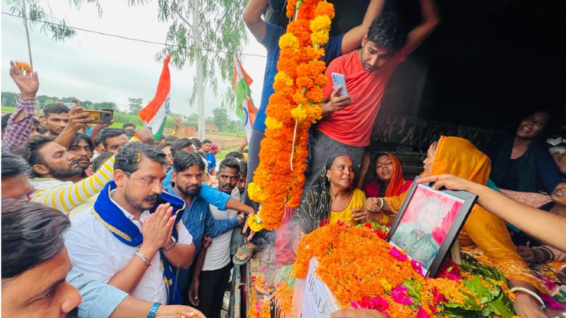 SSB jawan was cremated in a gloomy atmosphere in Saharanpur see photos