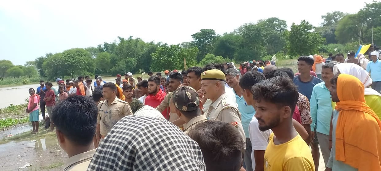 two teenagers drowned in saryu river