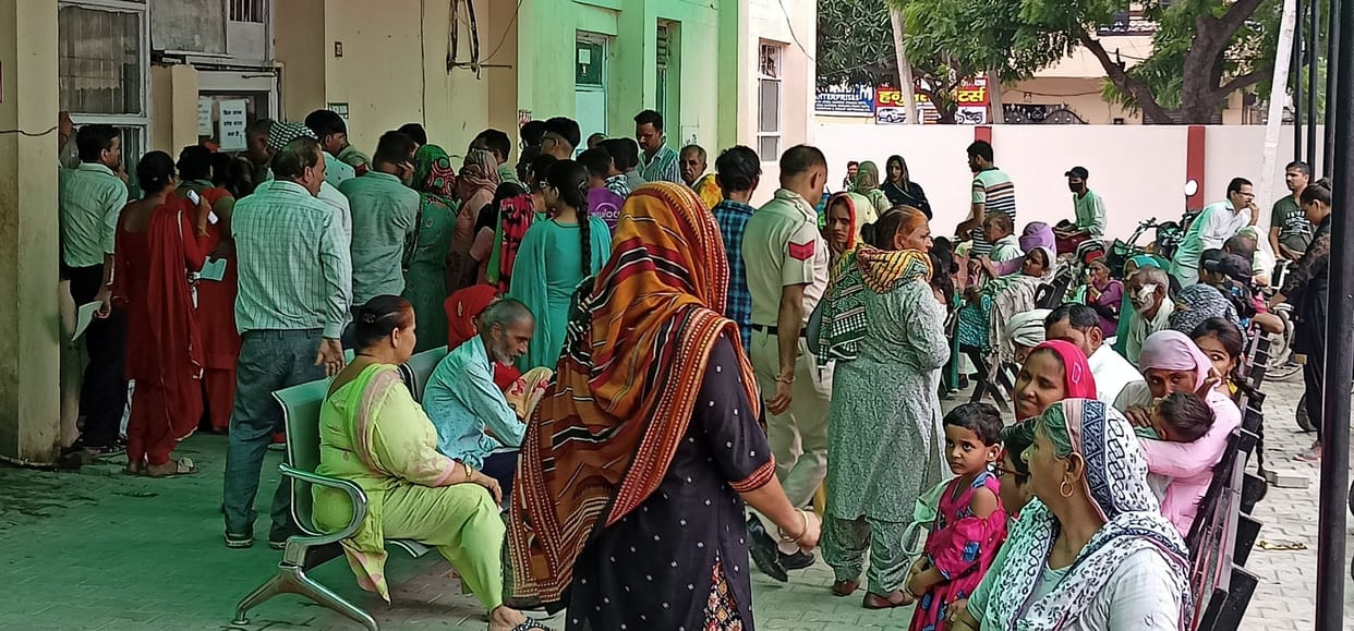 Dengue, typhoid and viral patients increased in hospitals