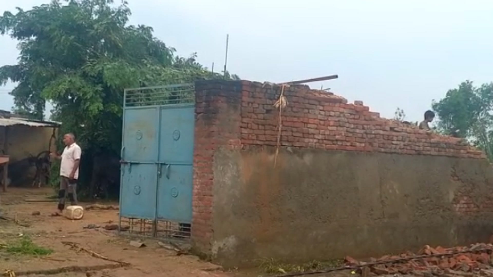 Rain-cyclone havoc in UP waterlodging 16 died 20 injured news