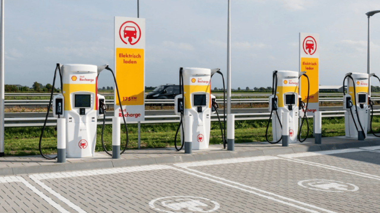 Mahindra and Jio BP join hands to set up charging network for electric SUV electric vehicles charging stations