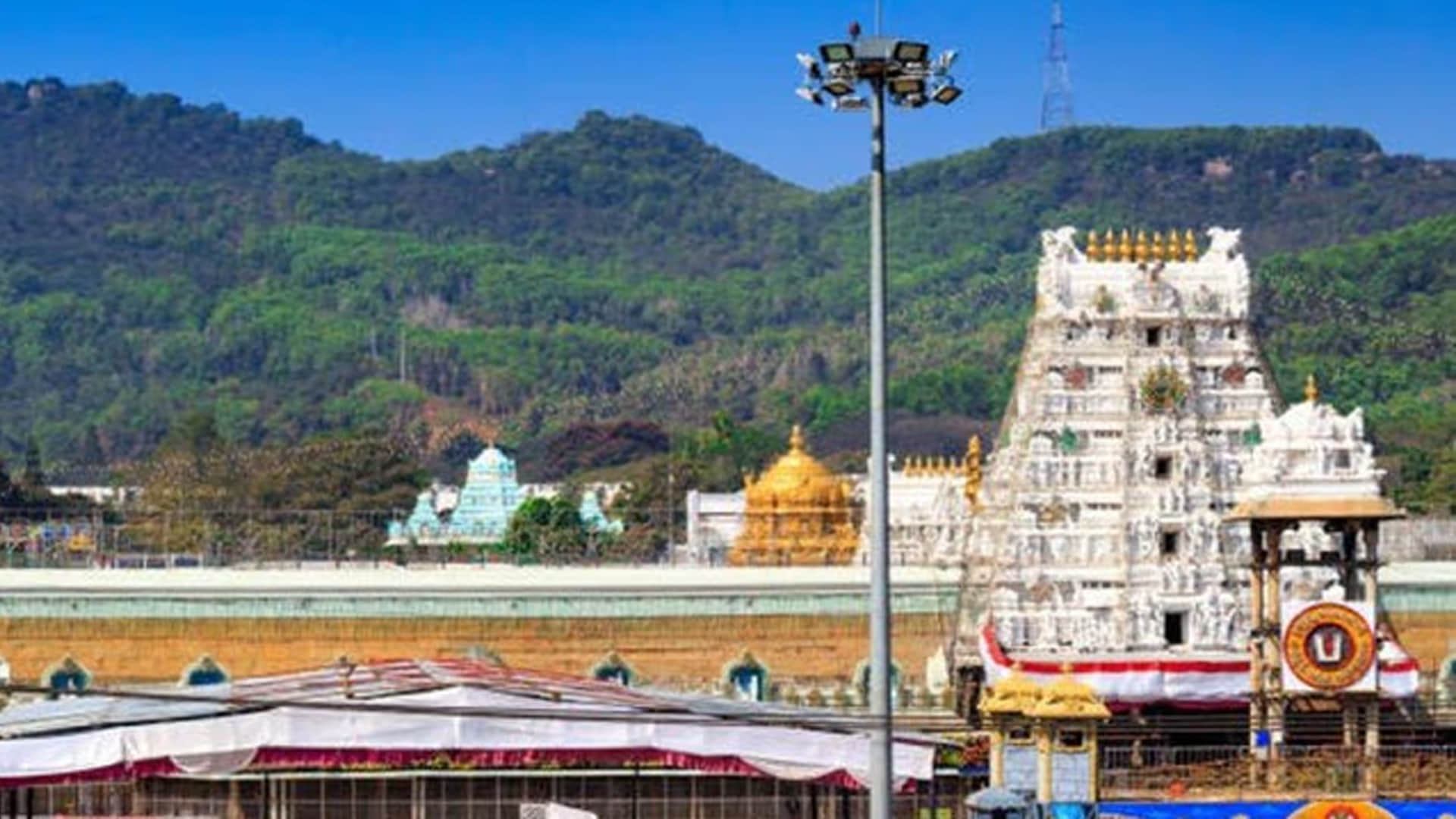 muslim couple donated rs 1 2 crore to Tirupati Balaji Temple