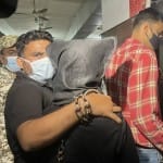कोर्ट में पीएफआई के आरोपी ने विक्ट्री साइन बताया (फाइल फोटो)