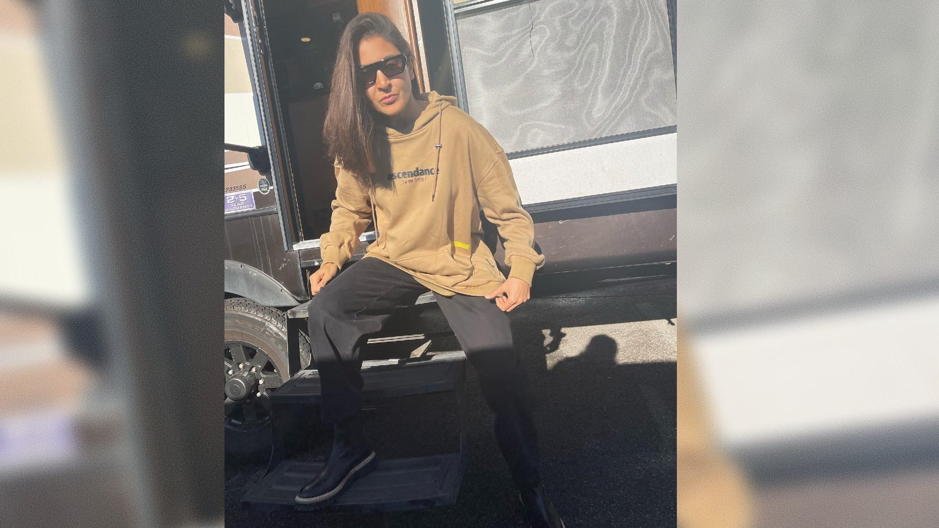 Anushka Sharma latest bts pics from chakda xpress shoot in no makeup look