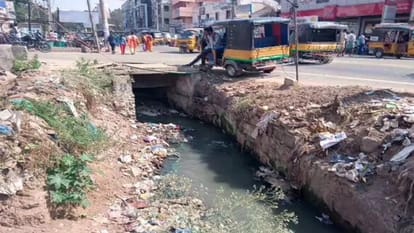 Why do big cities of india get submerged in rain, why do roads get waterlogged? Know three big reasons