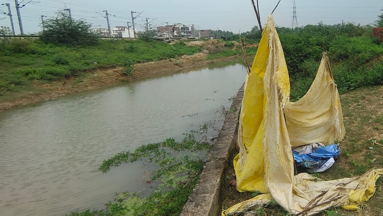 4 years old child after getting drown in a pathole in Lucknow.