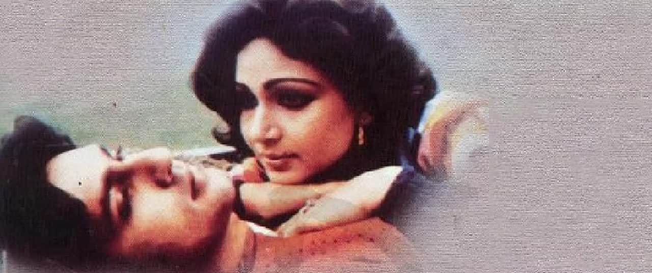 Five real stories of Hindi Film Industry when Actors film makers targeted film critics for their reviews Chup